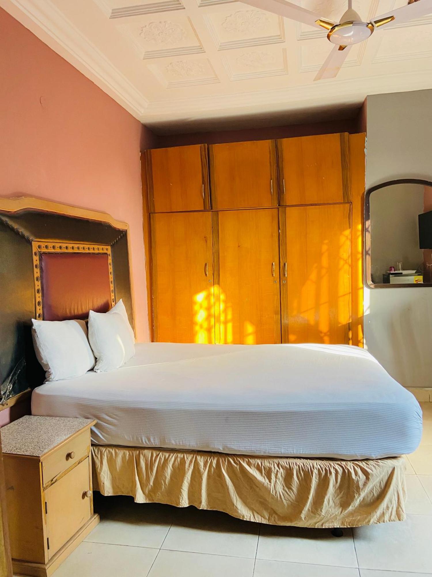 Heaven Gate Hotel Accra Eksteriør bilde
